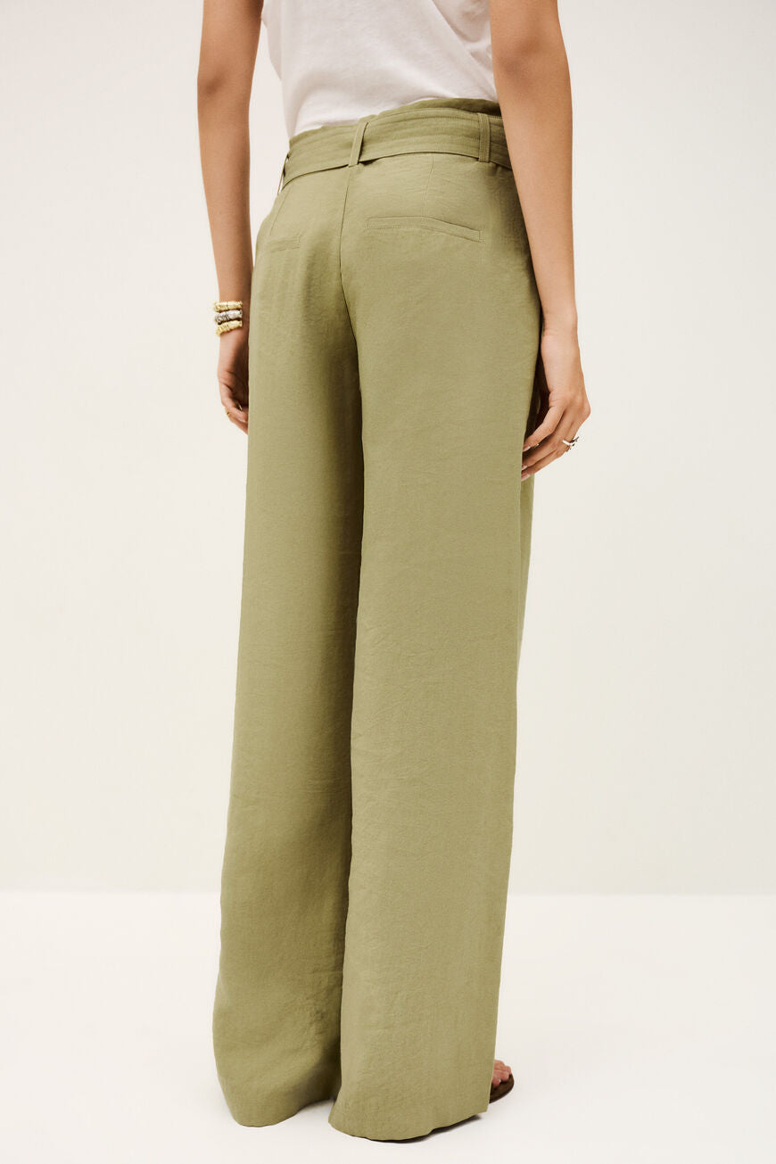 Dola Pant