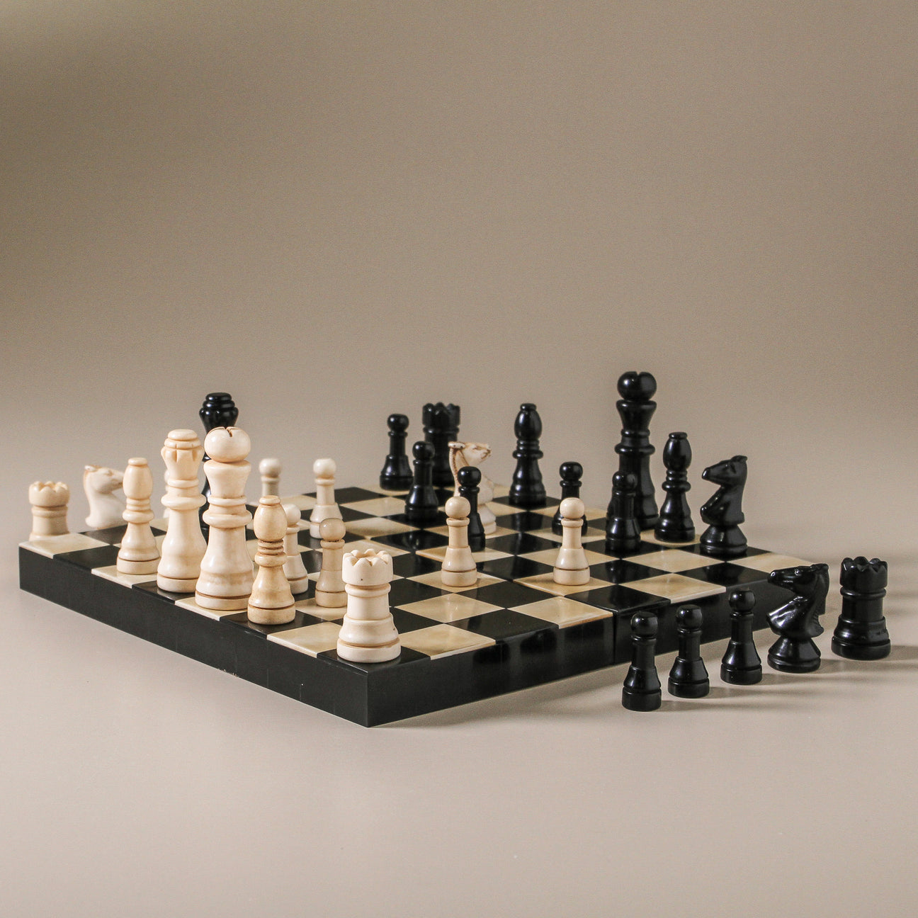 Arden Chess Board Game
