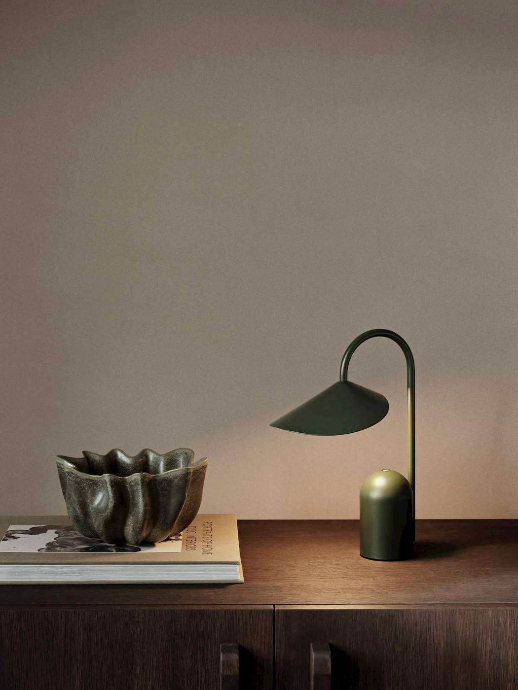Arum Portable Lamp | Grass Green