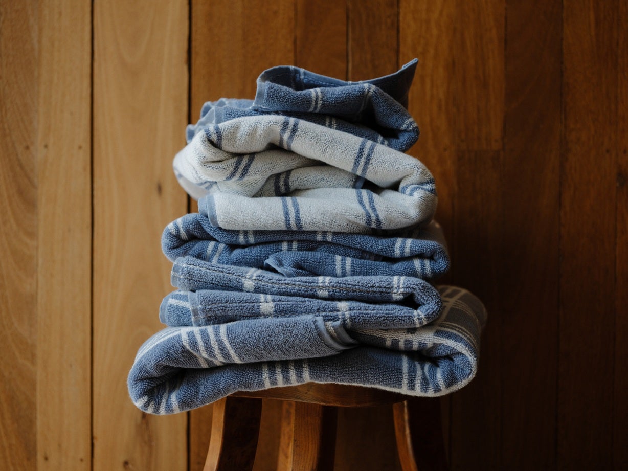 Frisa Pool Towel