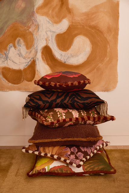 Wild Pansy Round Cushion