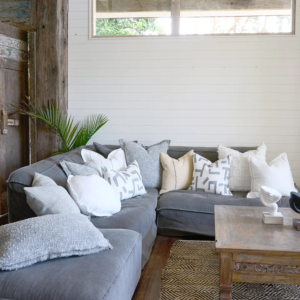 Polo Cushion | Silver/White 50x50