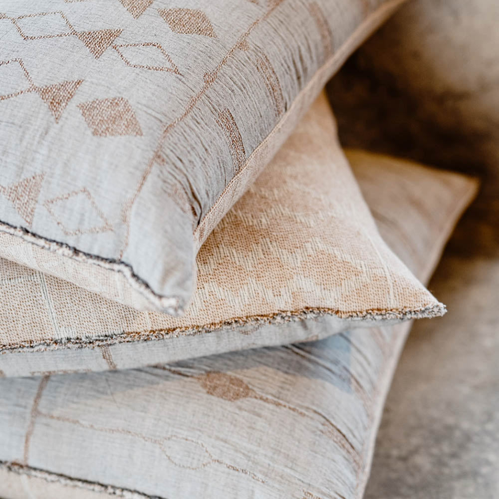 Kasumi Reversible Cushion