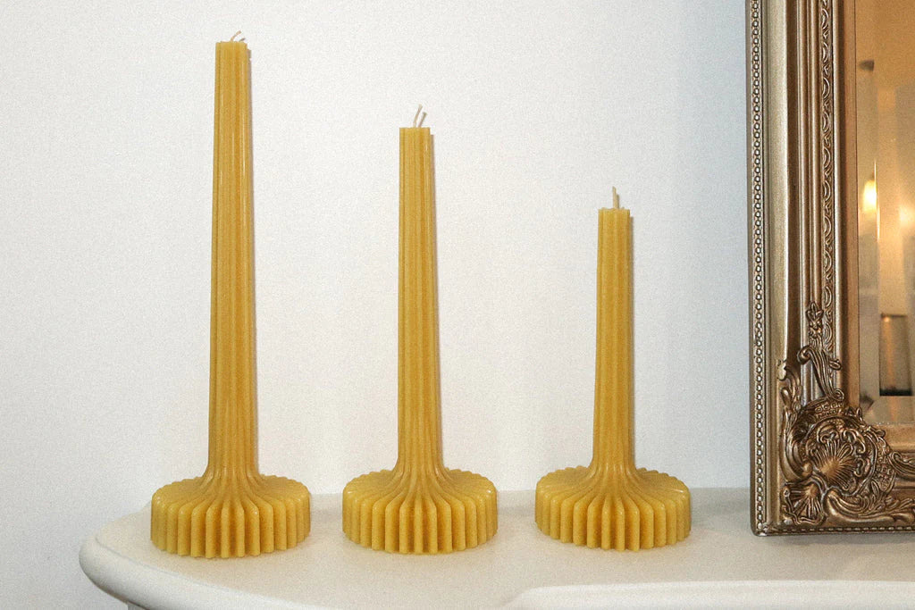 Antoinette Candle Beeswax | Medium