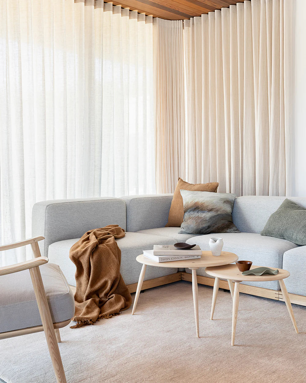 Richmond Throw | Cinnamon