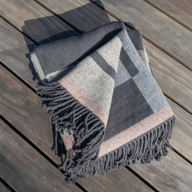 Bauhaus Throw