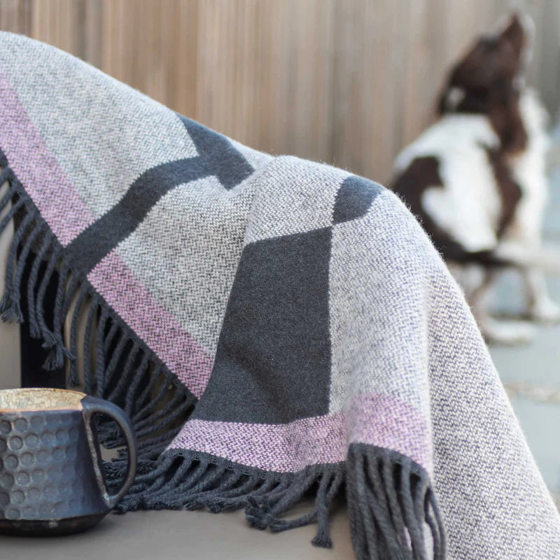 Bauhaus Throw