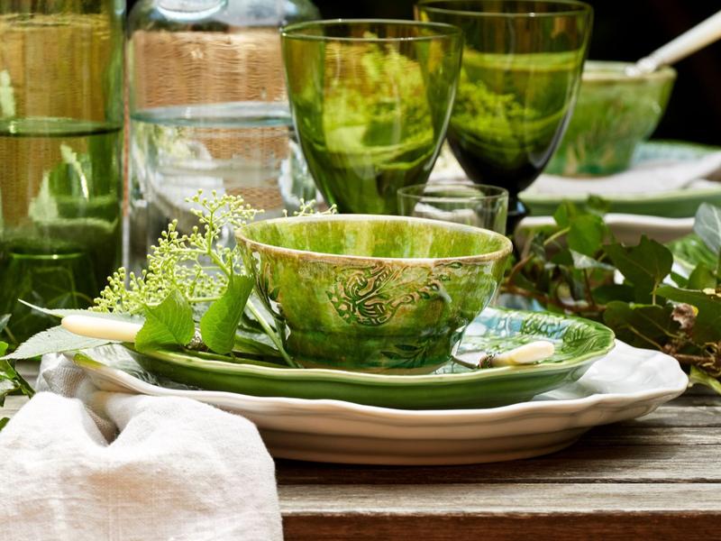 Arabesque Cup without Handle
