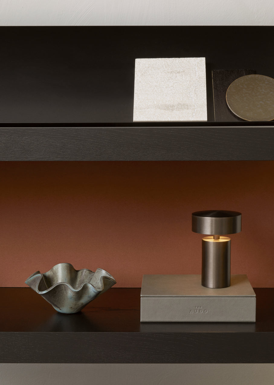 Column Portable Table Lamp | Bronze