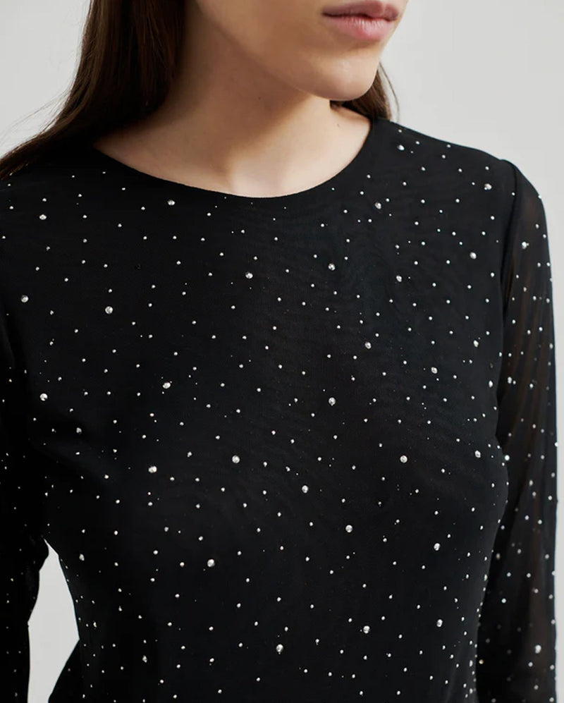 Edgy O-Neck Tee