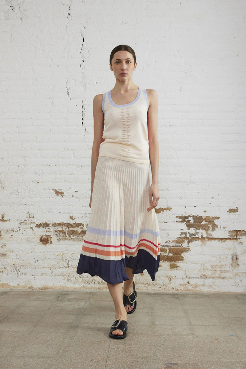 Knitted sleeveless Top