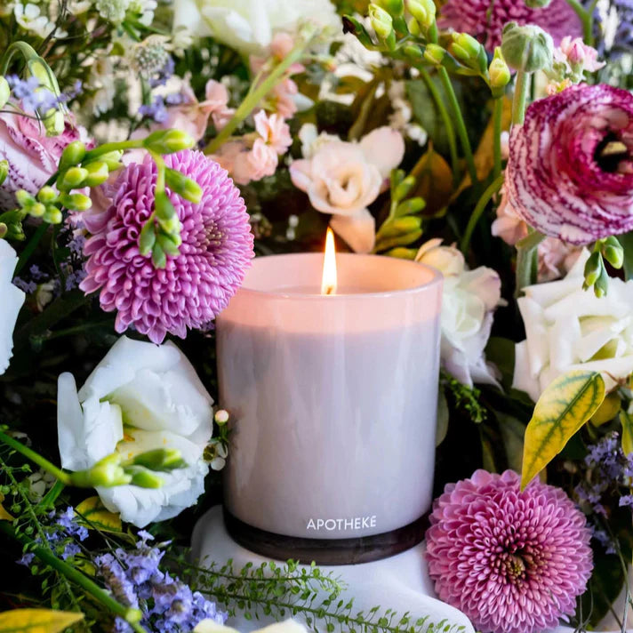 Black Iris Oak Candle