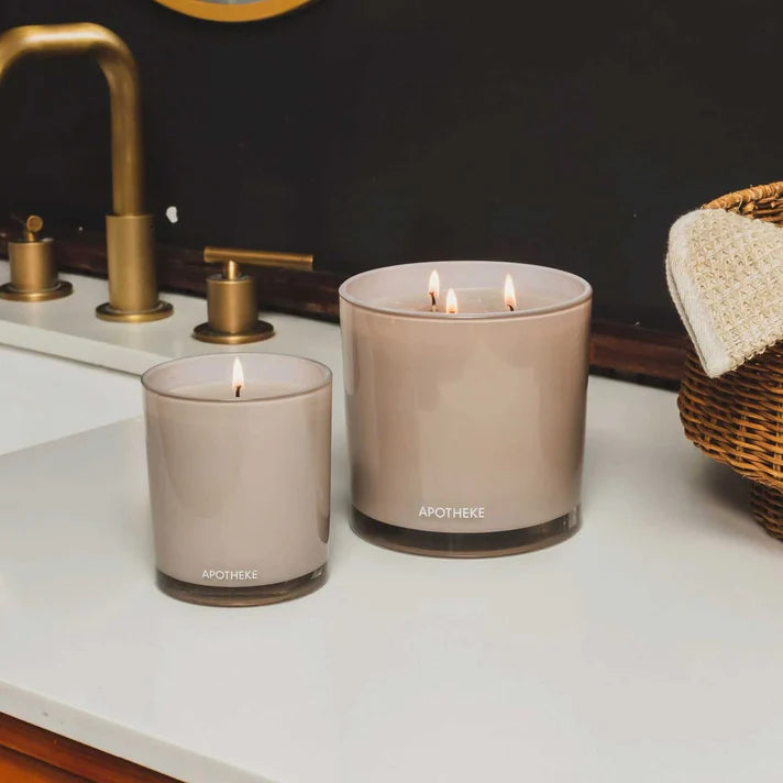 Black Iris Oak Candle