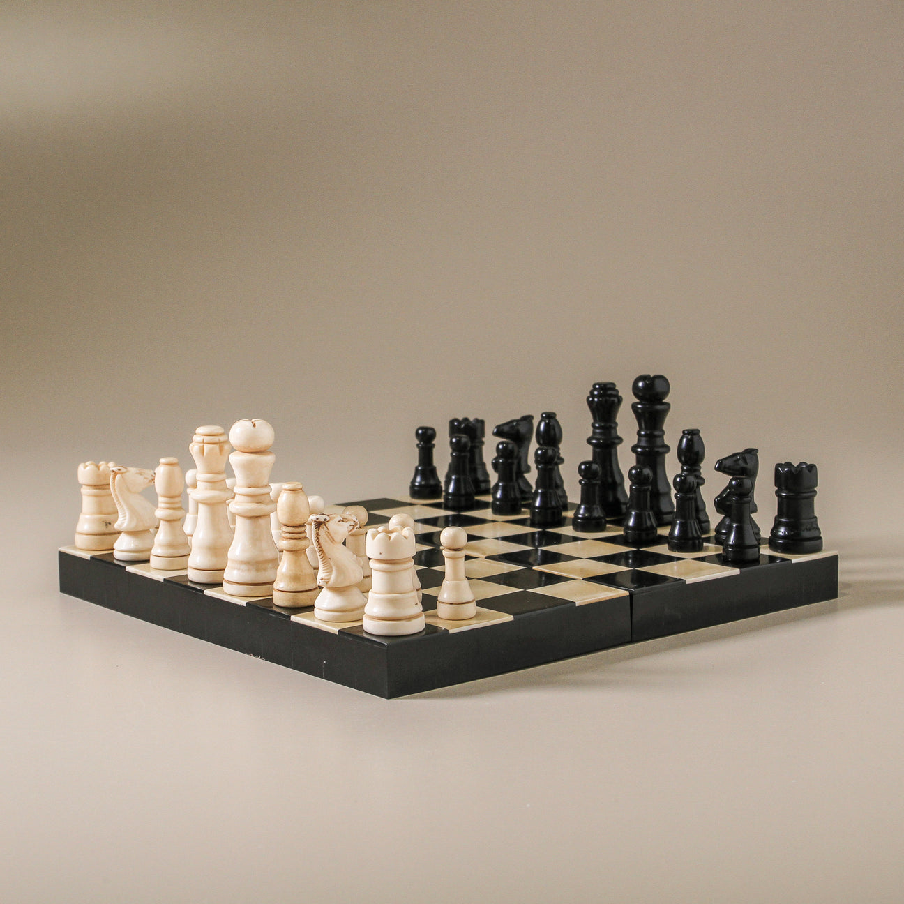 Arden Chess Board Game