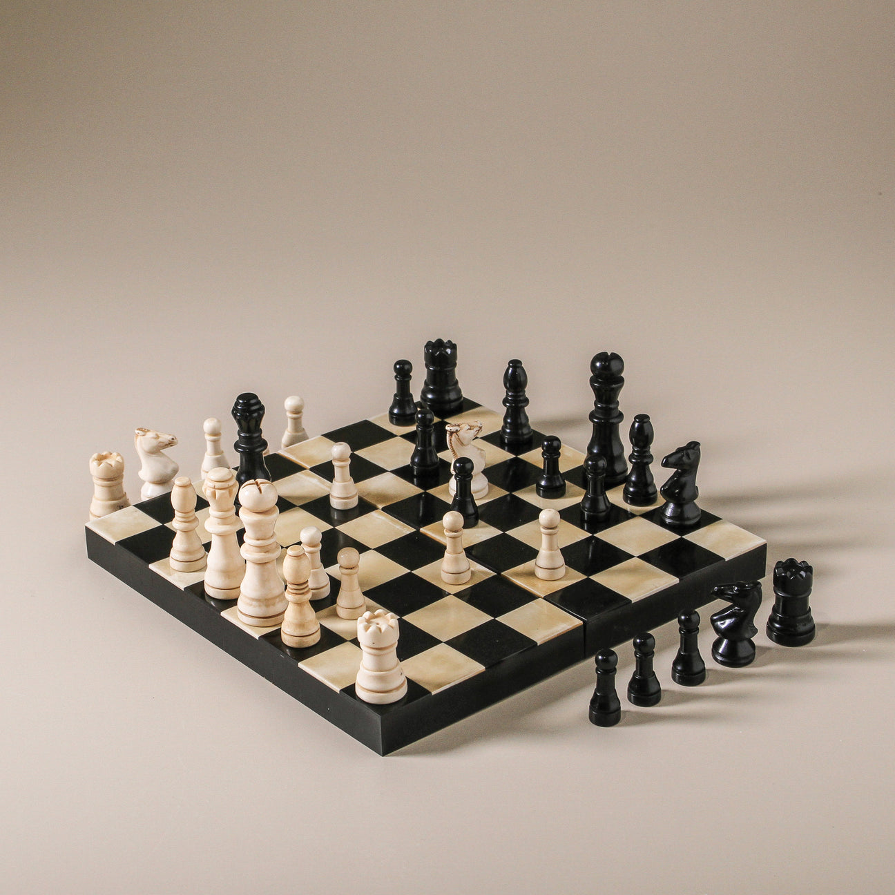 Arden Chess Board Game