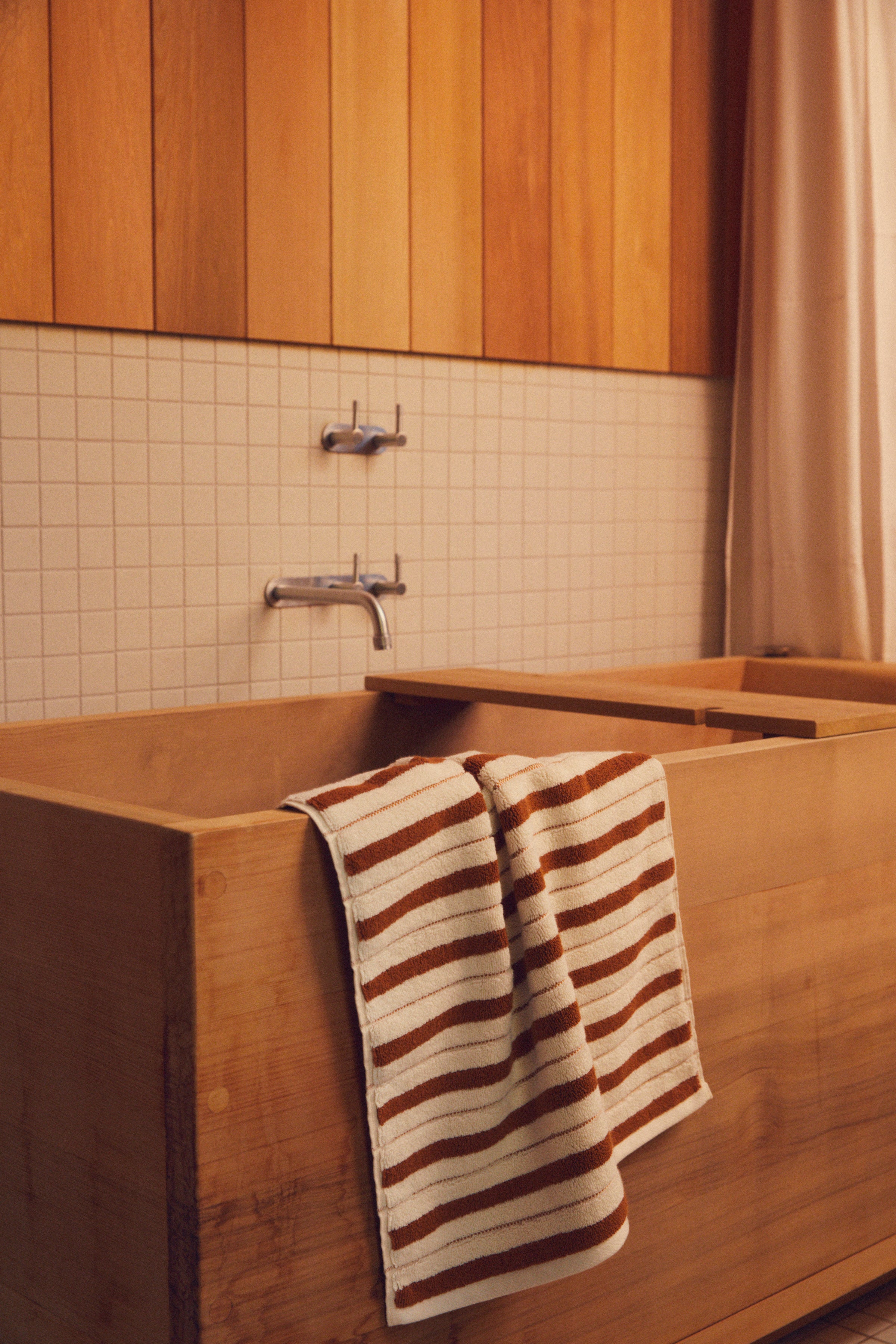 Echo Bath Mat