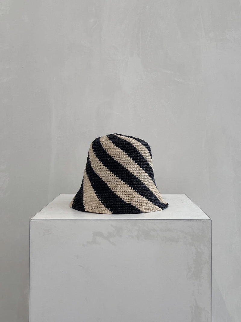 Cyla Bucket Hat