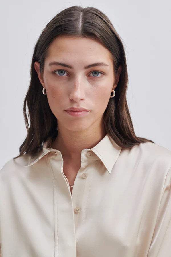 Galla Classic Shirt | French Oak