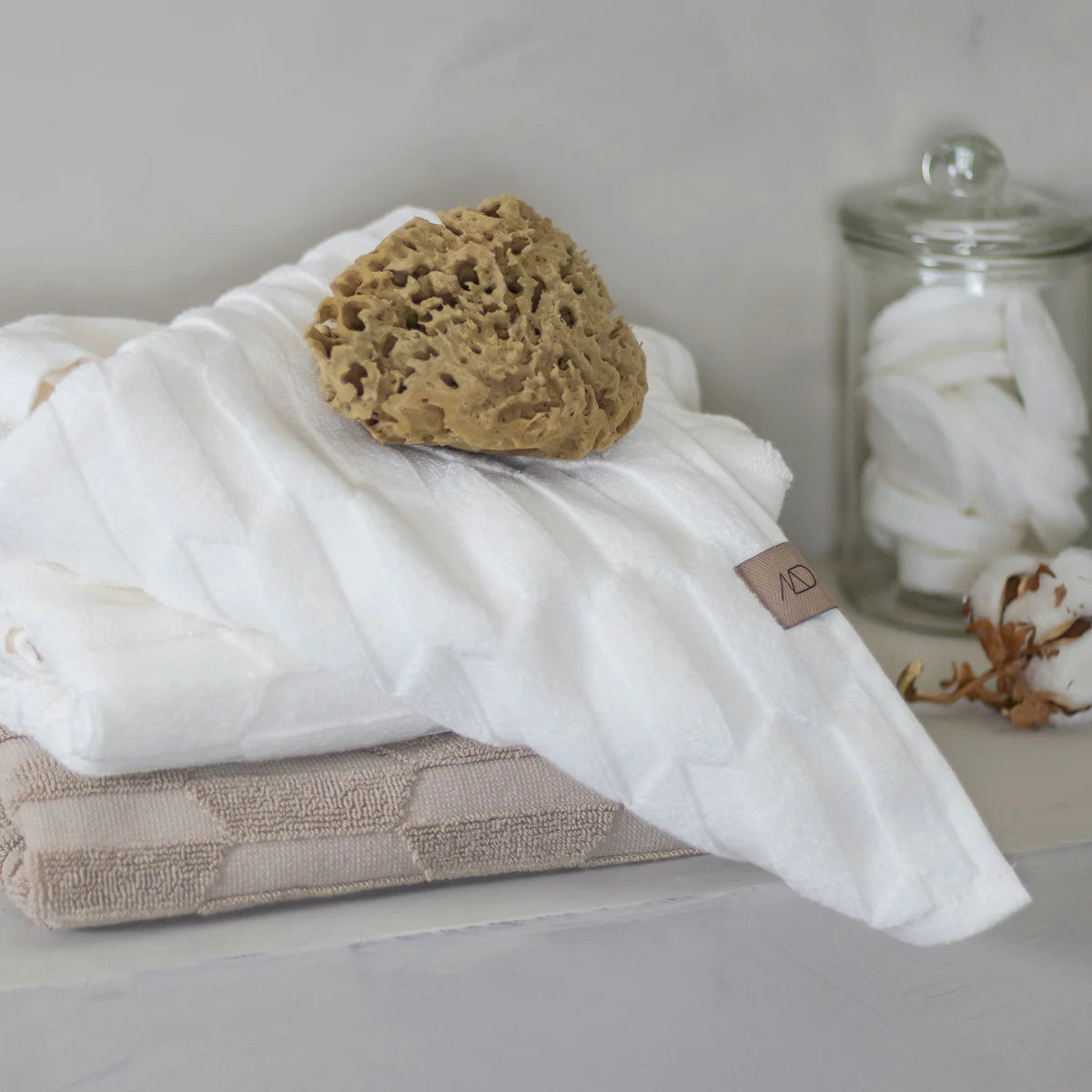 Geo Fingertip Towel