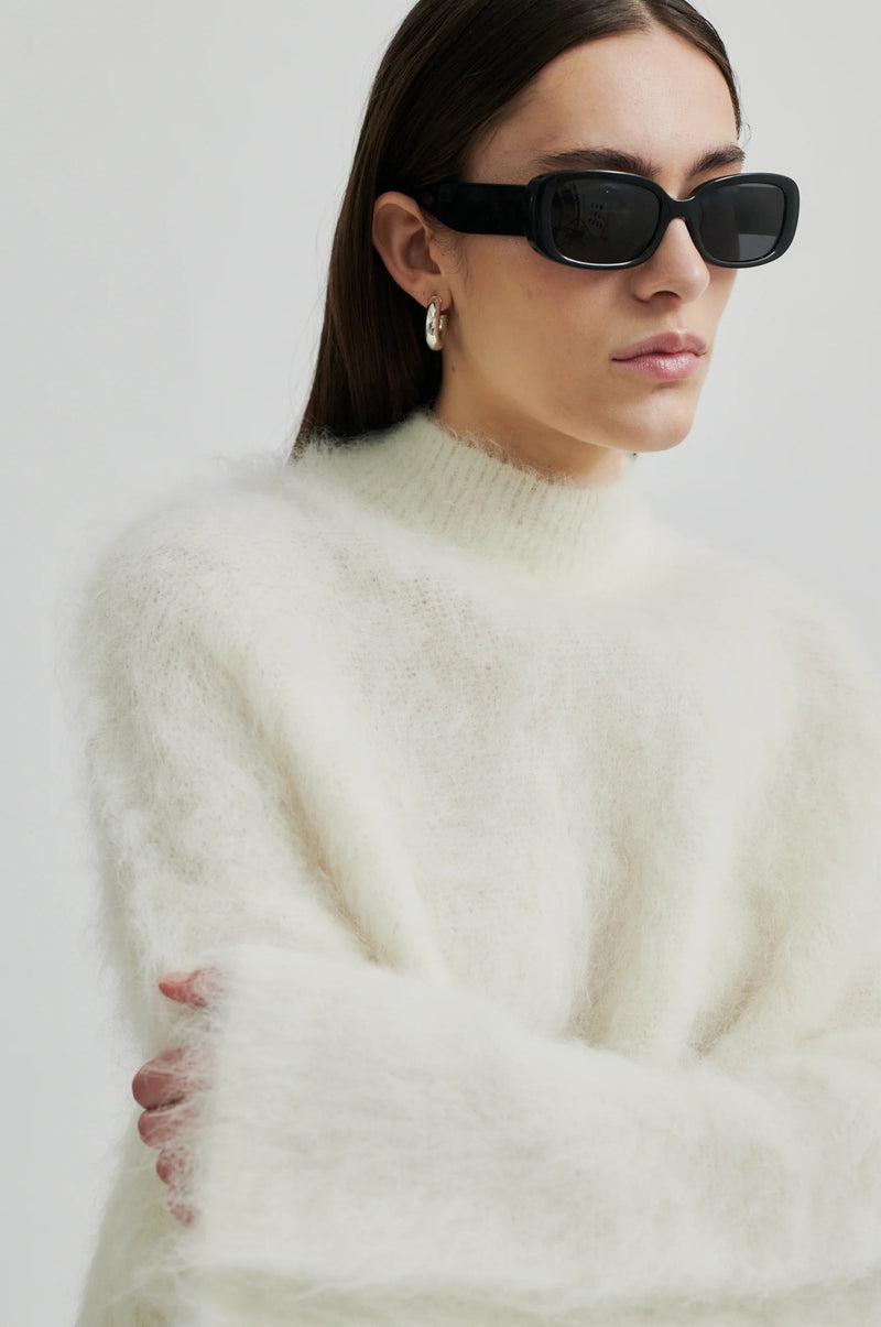 Isaky Knit
