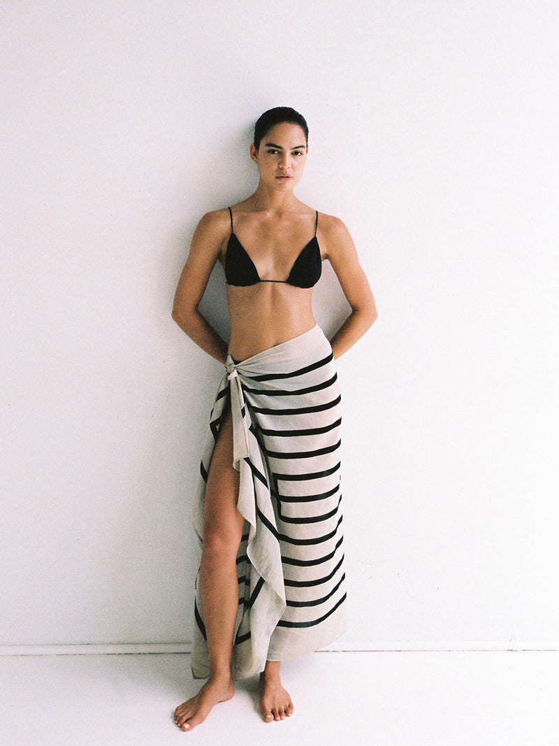 Krys Sarong