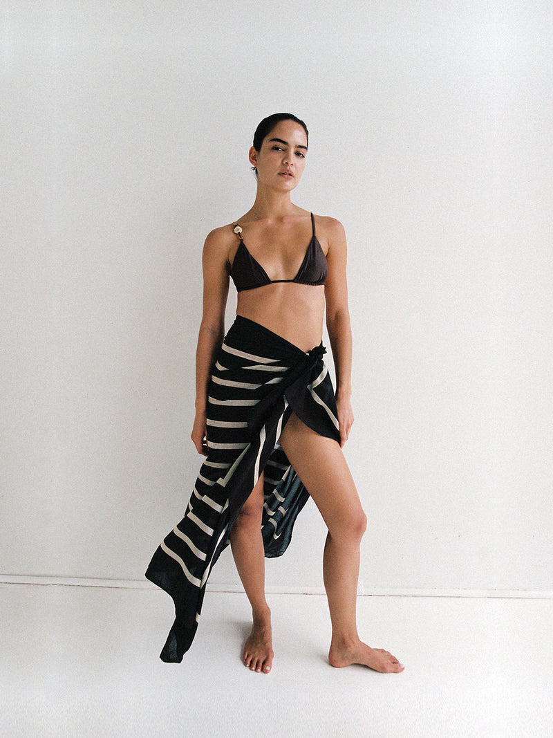 Krys Sarong