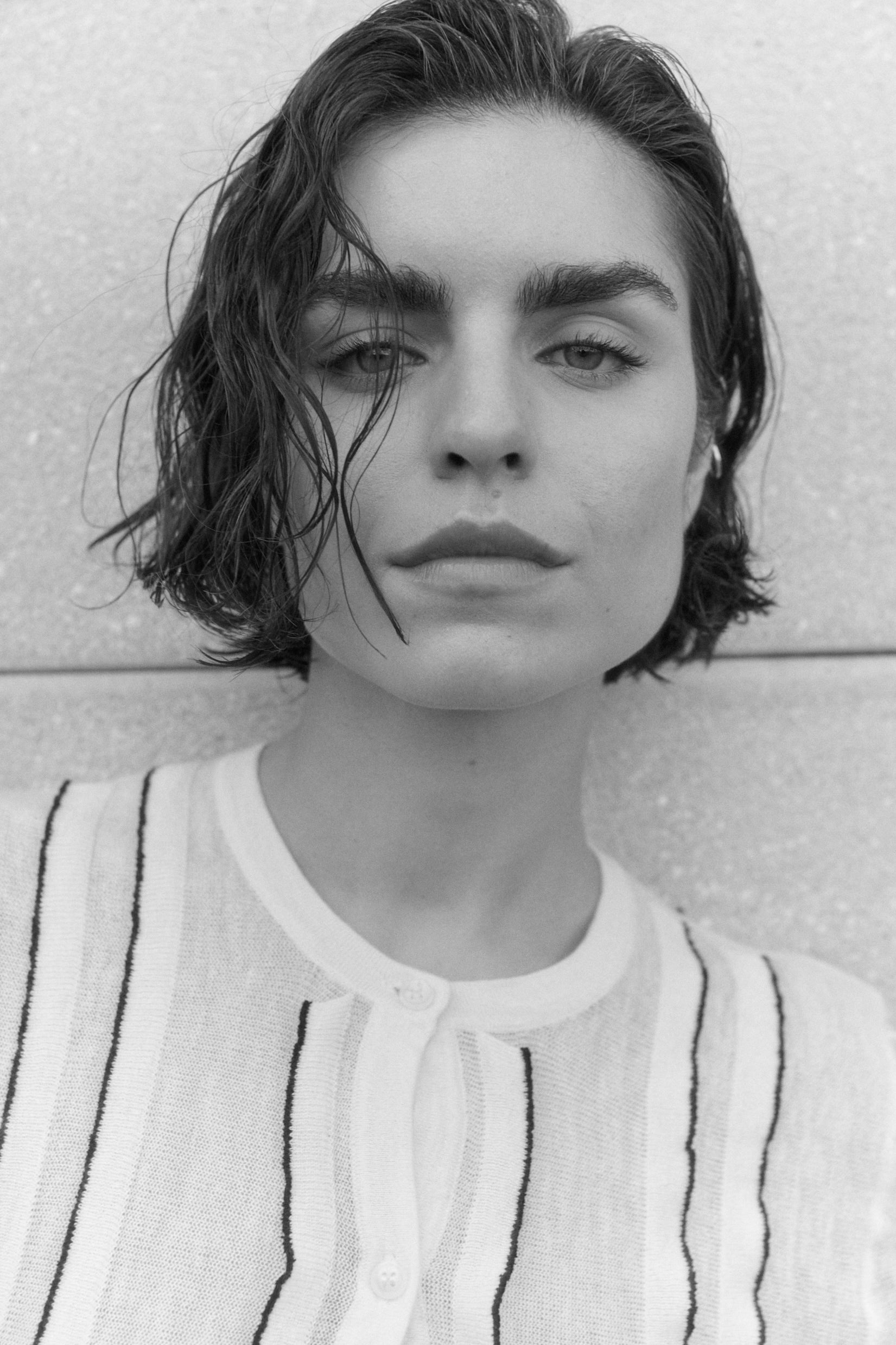 Mini Ruffles Cardigan