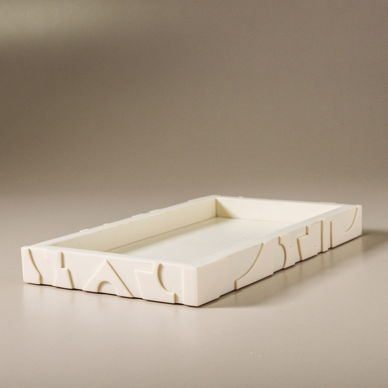 Muse Resin Tray