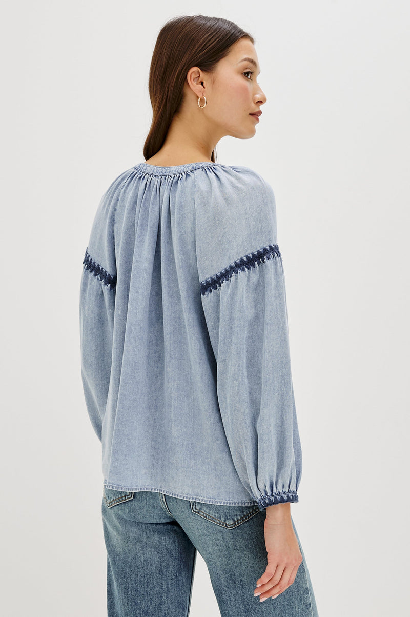 Toshi Top