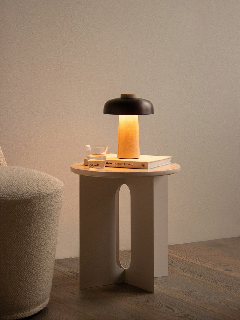 Portable Reverse Table Lamp